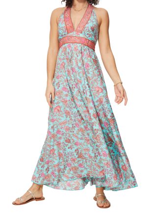Robe longue évasée décolletée
